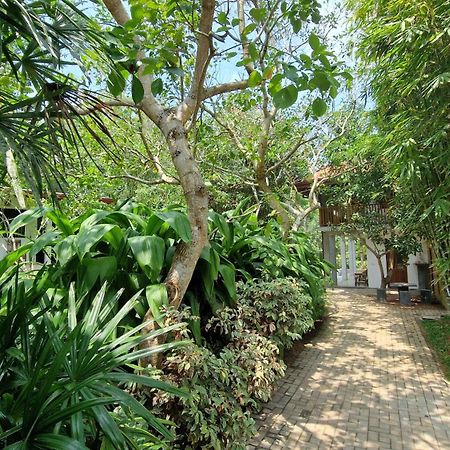 Villa Arana Bentota Esterno foto